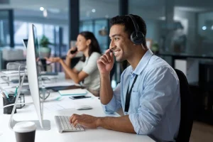 How to Outsource a Virtual Assistant the Right Way: A Complete Guide for Busy Entrepreneurs